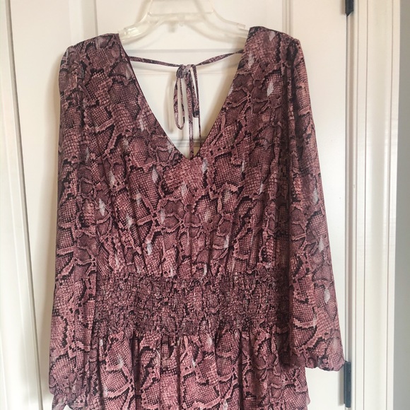 1.State dress - Picture 1 of 1